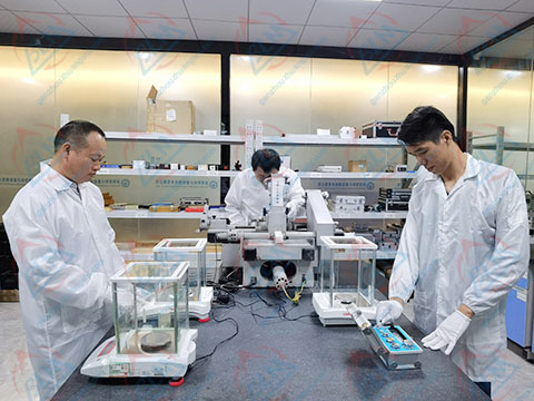 力学午夜精品一区二区三区在线视频图片